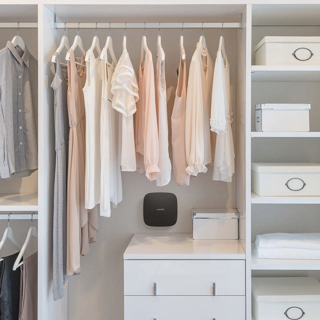 Ajax Hub 2 Plus (4G) - ARAS Line - black