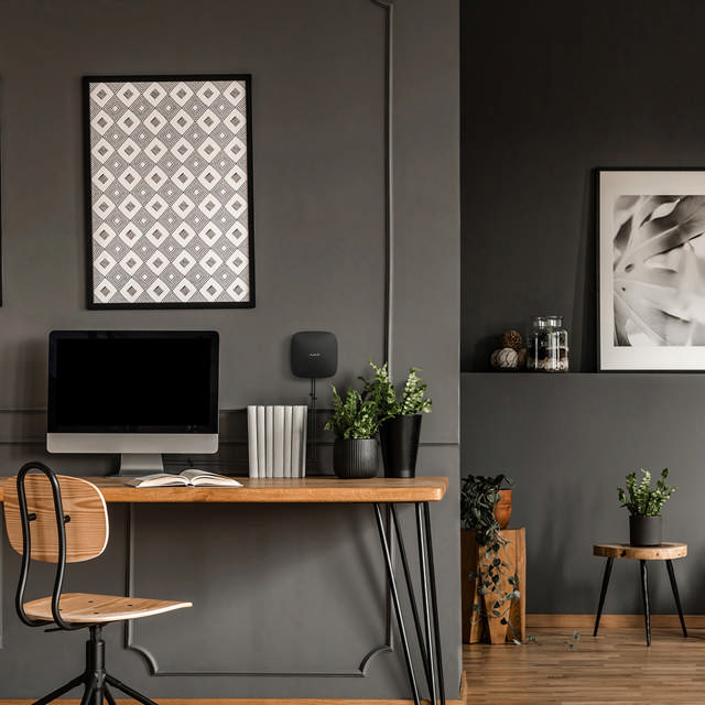 Ajax Hub 2 Plus (4G) - ARAS Line - black